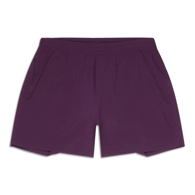 Comfortable Jackets Pace Breaker Short - Resale