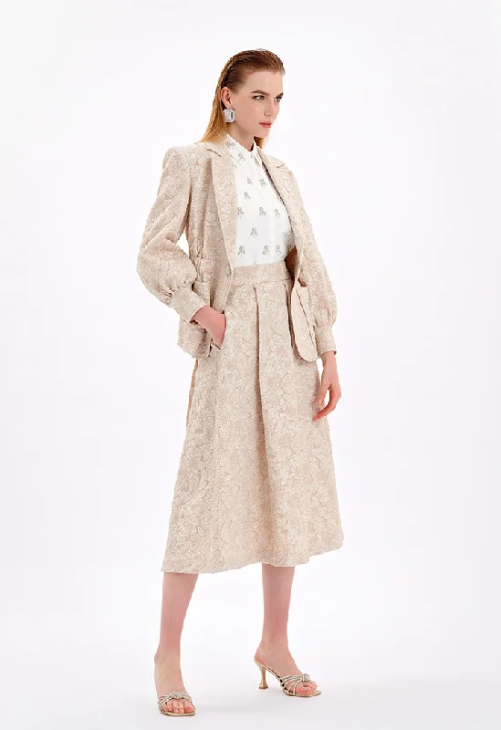 Carefree Style Textured Jacquard Jacket With Front Pockets