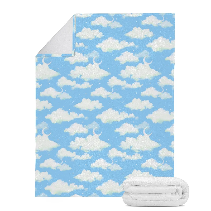 Spring Fashion Cloudy Sky Blanket (Blue)