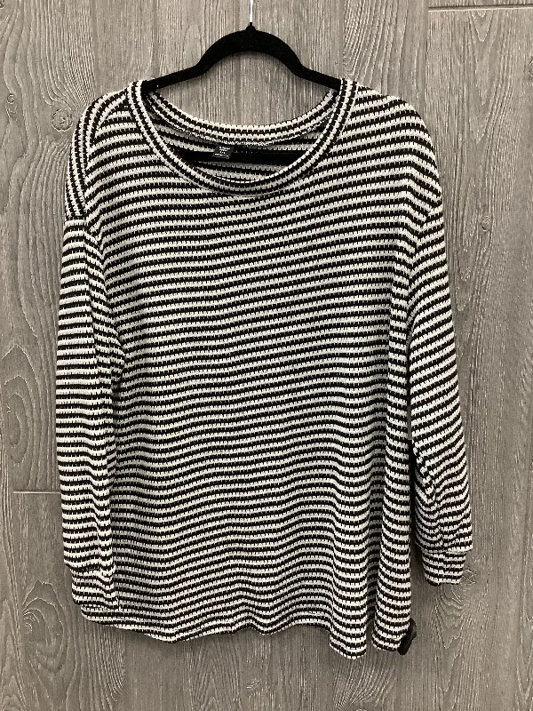 Sports Series Top Long Sleeve By Shein In Striped Pattern, Size: 1x
