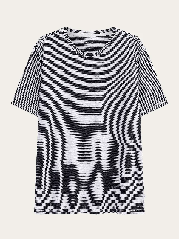 Fashion Wear Narrow striped slub t-shirt - White stripe