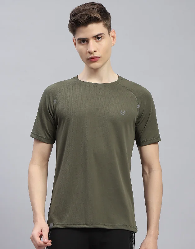 Timeless Outfits Men Olive Printed Round Neck Half Sleeve T-Shirt