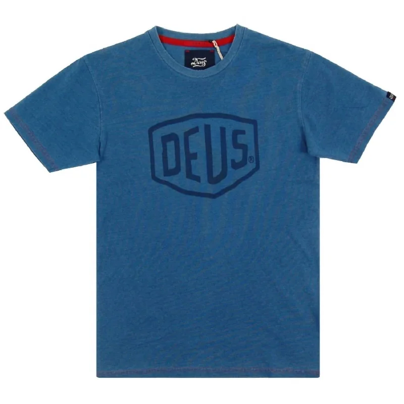 Relaxed Dresses Men's Shield Tee In Indigo