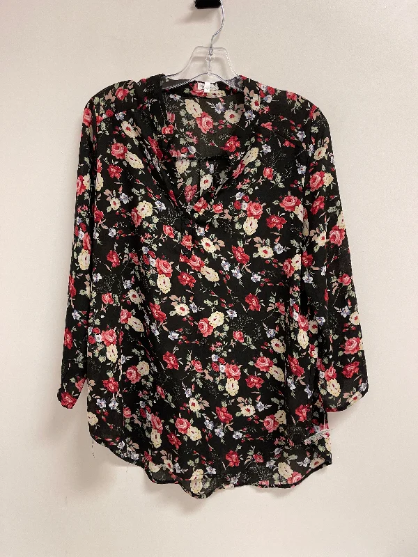 Cozy Street Style Top Long Sleeve By Clothes Mentor In Floral Print, Size: L
