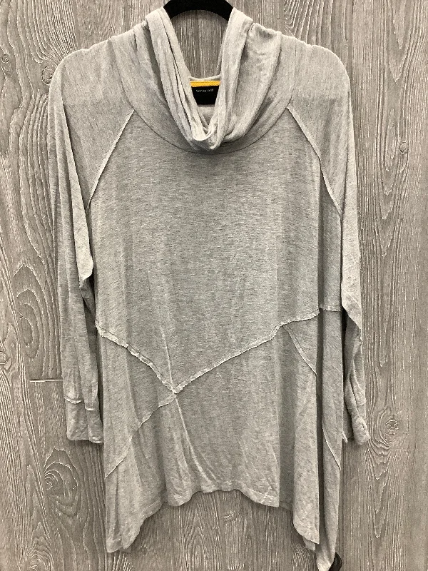 High Street Series Top Long Sleeve By Verve In Grey, Size: 1x