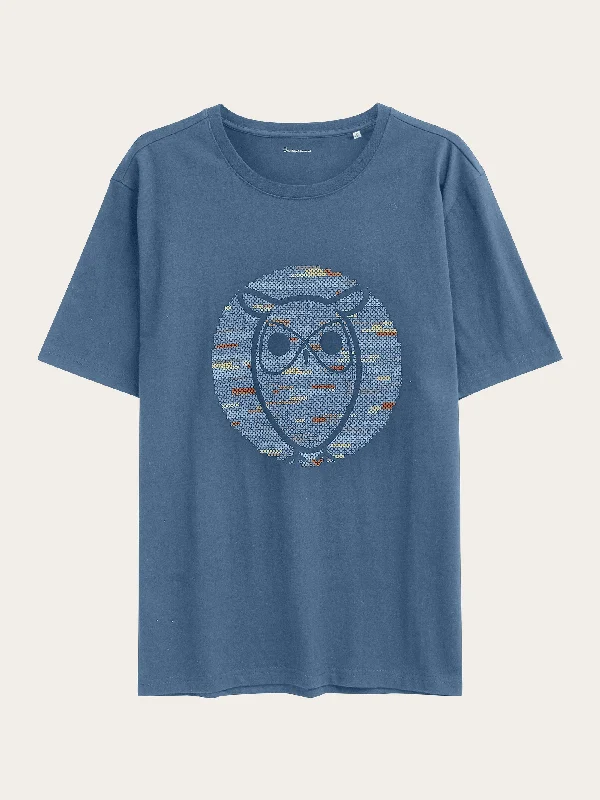 Classic Color Regular short sleeve heavy single owl cross stitch print t-shirt - GOTS/Vegan - Moonlight Blue