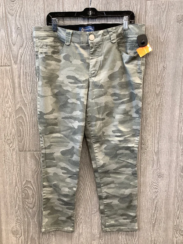 All-Day Style Jeans Straight By Democracy In Camouflage Print, Size: 14