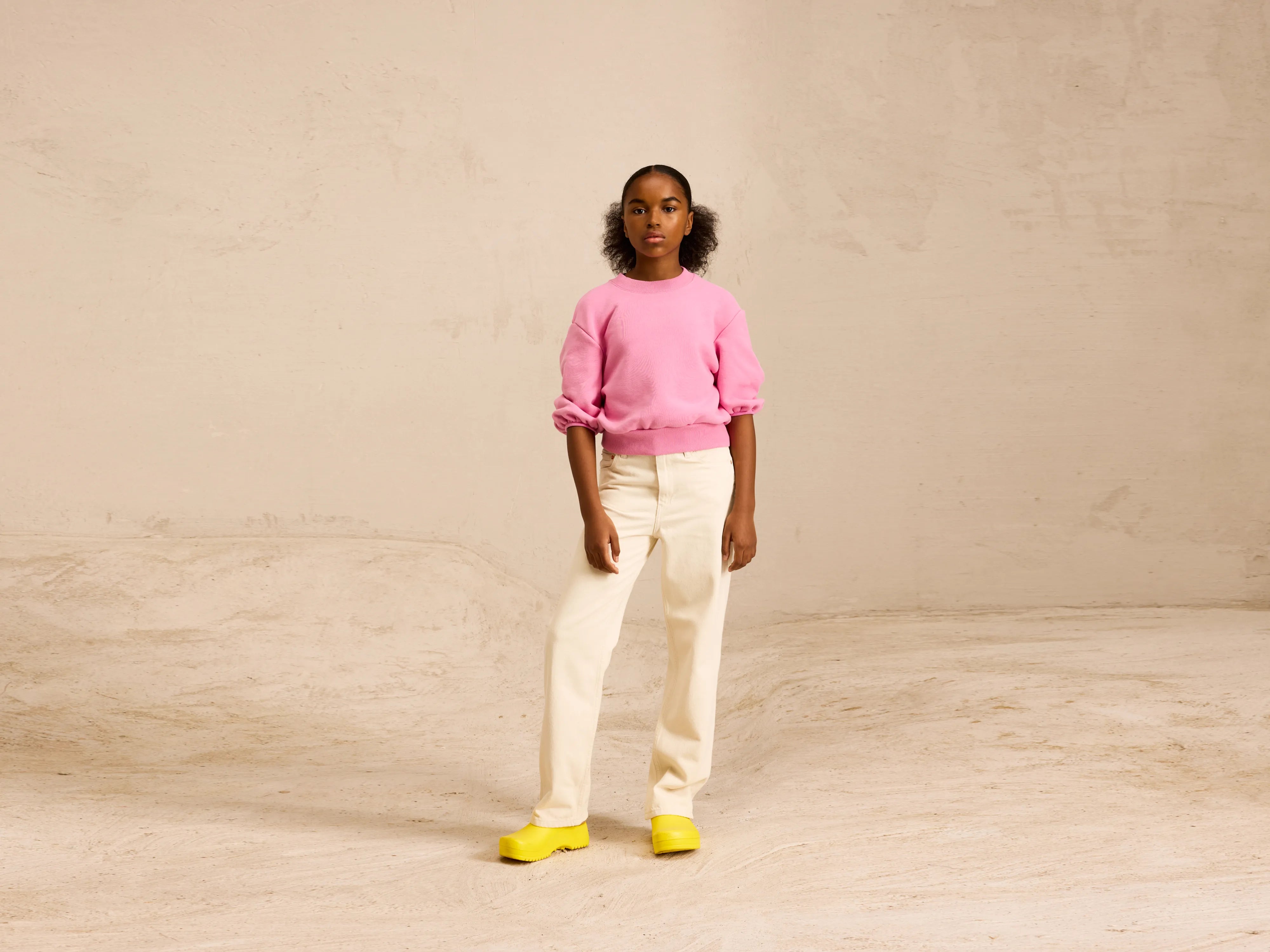 Cozy Fit Agov crewneck sweatshirt (251 / G / MARSHMALLOW)