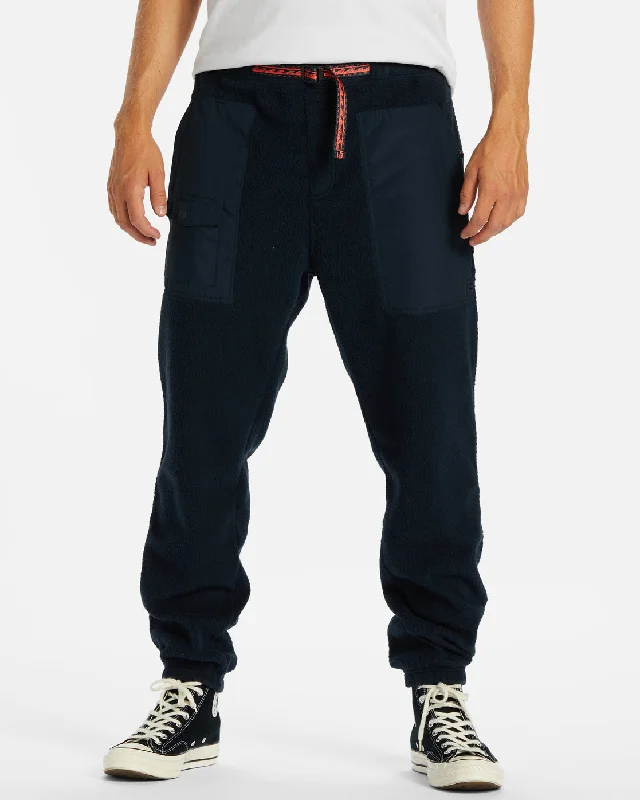 Casual And Comfortable Boundary Trail Joggers - Navy