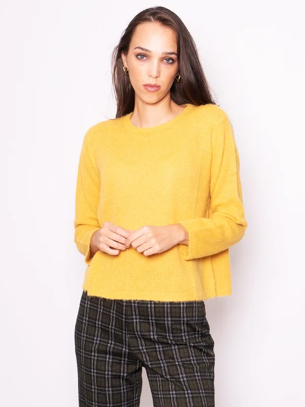 Casual Chic Outfits Maglia Boxy in Alpaca Zafferano