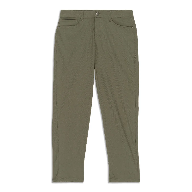 Celebrity Style ABC Relaxed-Fit 5 Pocket Pant 32"L - Resale