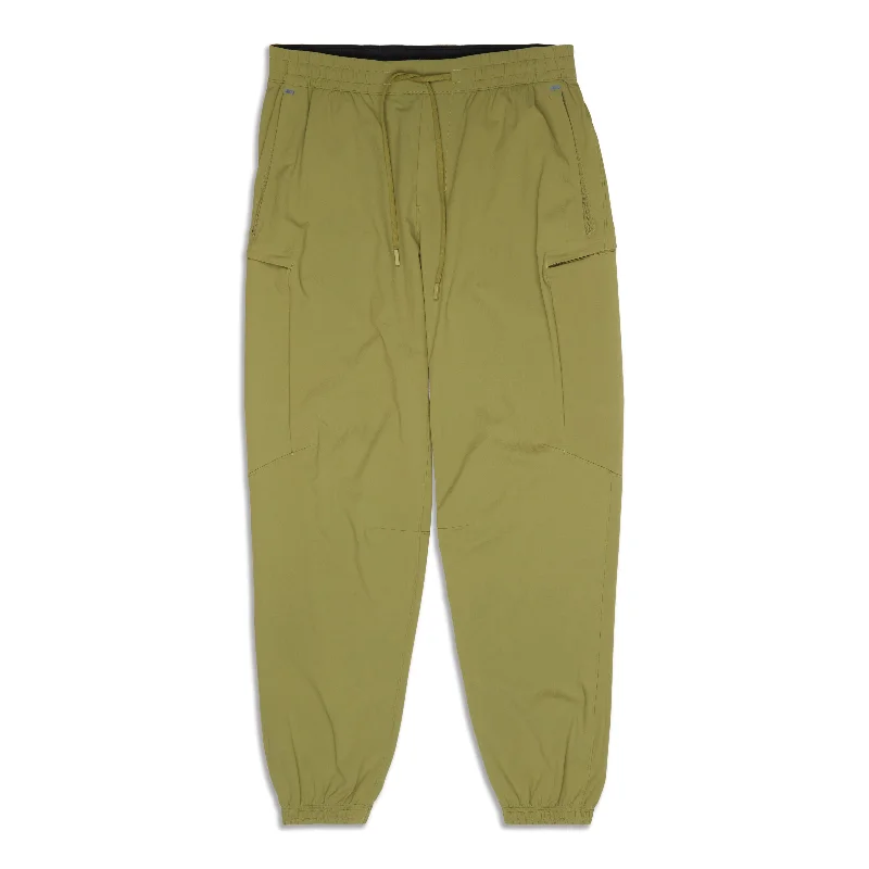 Classic Items License To Train Cargo Jogger - Resale